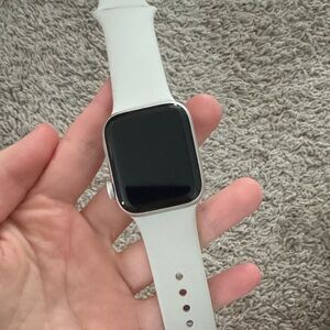 Apple watch with White Band NWOT